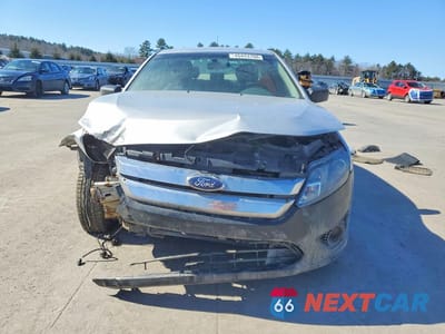 Piąte zdjęcie samochodu w środku: 2011 FORD FUSION S VIN:3FAHP0GA3BR346162 - miniatura