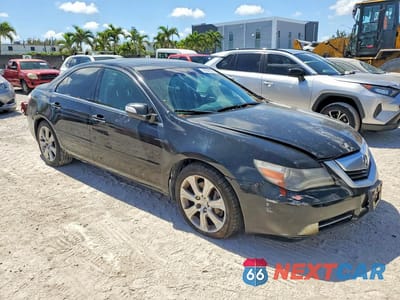 Czwarte zdjęcie samochodu z boku: 2010 ACURA RL VIN:JH4KB2F67AC000022 - miniatura