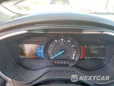 Zdjęcie 9 z 14 samochodu: 2020 FORD FUSION TITANIUM VIN:3FA6P0D9XLR133809 - miniatura