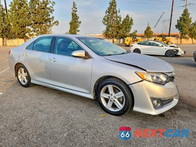 Czwarte zdjęcie samochodu z boku: 2012 TOYOTA CAMRY SE VIN:4T1BF1FKXCU032792 - miniatura