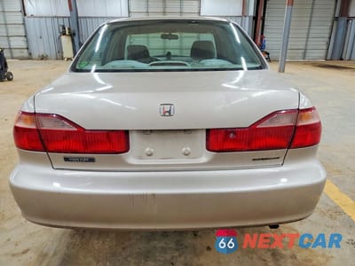 Zdjęcie 6 z 12 samochodu: 2000 HONDA ACCORD SE VIN:1HGCG5676YA100024 - miniatura