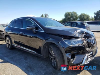 Czwarte zdjęcie samochodu z boku: 2023 MERCEDES-BENZ EQE SUV 350 4MATIC VIN:4JGGM1CB2PA039100 - miniatura