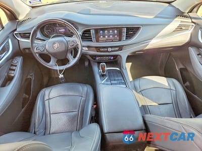 Zdjęcie 8 z 14 samochodu: 2021 BUICK ENCLAVE ESSENCE VIN:5GAERBKW8MJ160525 - miniatura