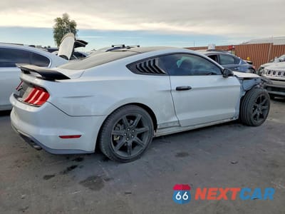 Trzecie zdjęcie samochodu z tyłu: 2019 FORD MUSTANG VIN:1FA6P8TH4K5178236 - miniatura