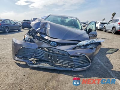 Piąte zdjęcie samochodu w środku: 2023 TOYOTA CAMRY HYBRID LE VIN:4T1C31AK7PU605660 - miniatura