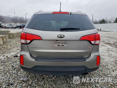 Zdjęcie 6 z 13 samochodu: 2015 KIA SORENTO LX VIN:5XYKTCA68FG608873 - miniatura