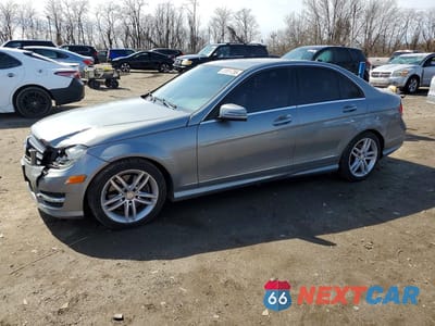 2014 MERCEDES-BENZ C 300 4MATIC WDDGF8AB5ER320192 - główne zdjęcie licytacji z USA - miniatura