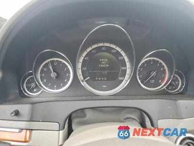 Zdjęcie 9 z 12 samochodu: 2010 MERCEDES-BENZ E 350 VIN:WDDKJ5GB0AF004838 - miniatura