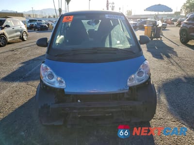 Piąte zdjęcie samochodu w środku: 2014 SMART FORTWO PURE VIN:WMEEJ3BA0EK773817 - miniatura