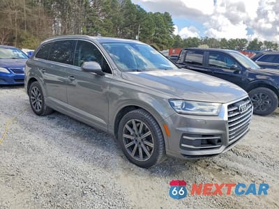 Czwarte zdjęcie samochodu z boku: 2017 AUDI Q7 PREMIUM PLUS VIN:WA1LAAF77HD019700 - miniatura