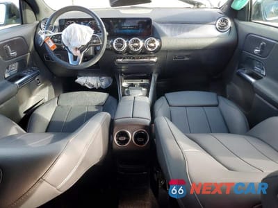 Zdjęcie 8 z 13 samochodu: 2023 MERCEDES-BENZ GLA 250 VIN:W1N4N4GB7PJ429876 - miniatura