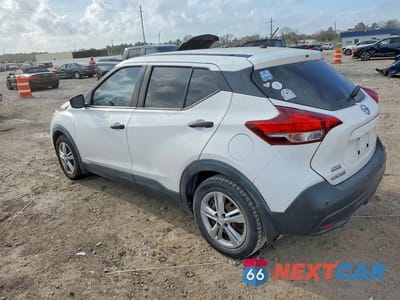 Drugie zdjęcie samochodu z przodu: 2020 NISSAN KICKS S VIN:3N1CP5BV5LL563506 - miniatura