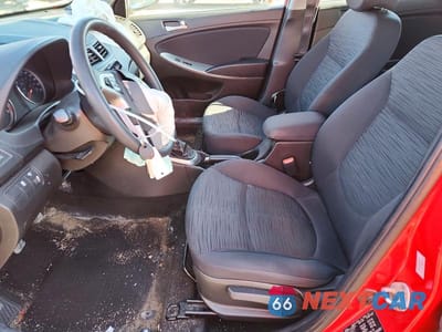 Zdjęcie 7 z 13 samochodu: 2017 HYUNDAI ACCENT SE VIN:KMHCT5AE6HU344881 - miniatura