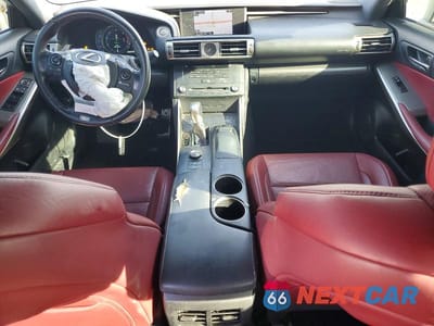 Zdjęcie 8 z 12 samochodu: 2016 LEXUS IS 200T BASE VIN:JTHBA1D21G5016162 - miniatura