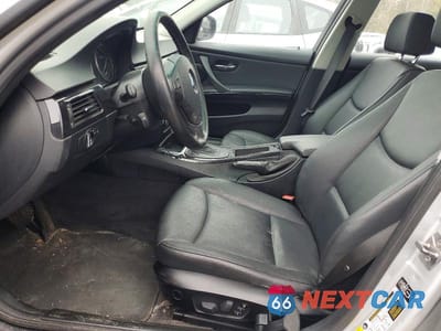 Zdjęcie 7 z 11 samochodu: 2011 BMW 328 XI VIN:WBAPK7C55BF082636 - miniatura