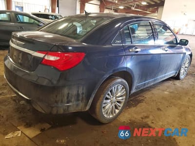 Trzecie zdjęcie samochodu z tyłu: 2012 CHRYSLER 200 LIMITED VIN:1C3CCBCG9CN326643 - miniatura