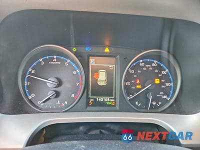 Zdjęcie 9 z 14 samochodu: 2017 TOYOTA RAV4 XLE VIN:JTMWFREV2HJ719015 - miniatura