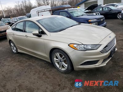 Czwarte zdjęcie samochodu z boku: 2018 FORD FUSION SE VIN:3FA6P0HD6JR129669 - miniatura