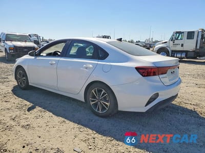 Drugie zdjęcie samochodu z przodu: 2024 KIA FORTE LXS VIN:3KPF24AD1RE812456 - miniatura