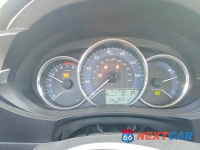Zdjęcie 9 z 12 samochodu: 2014 TOYOTA COROLLA ECO VIN:5YFBPRHE9EP082137 - miniatura