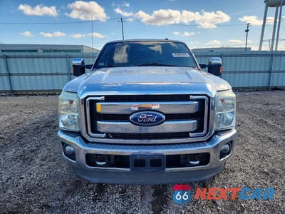 Piąte zdjęcie samochodu w środku: 2011 FORD F250 SUPER DUTY VIN:1FT7X2B66BEC33992 - miniatura