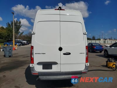 Zdjęcie 6 z 14 samochodu: 2022 MERCEDES BENZ SPRINTER 2500 UTILITY / SERVICE VAN VIN:W1Y40CHY1NT105189 - miniatura