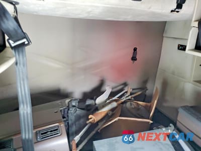 Zdjęcie 6 z 10 samochodu: 2016 VOLVO VN VNL VIN:4V4NC9EJ7GN974546 - miniatura