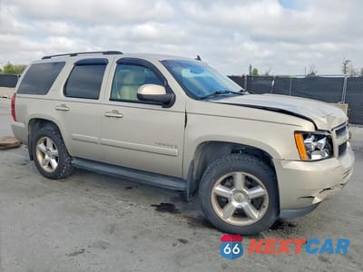 Czwarte zdjęcie samochodu z boku: 2007 CHEVROLET TAHOE C1500 VIN:1GNFC13J57R187339 - miniatura