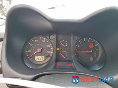 Zdjęcie 9 z 13 samochodu: 2004 MITSUBISHI OUTLANDER LS VIN:JA4LZ31F04U001990 - miniatura