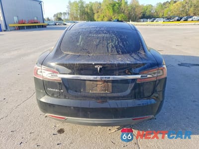 Zdjęcie 6 z 11 samochodu: 2016 TESLA MODEL S VIN:5YJSA1E13GF120884 - miniatura
