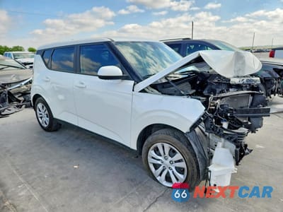 Czwarte zdjęcie samochodu z boku: 2025 KIA SOUL LX VIN:KNDJ23AU0S7944571 - miniatura