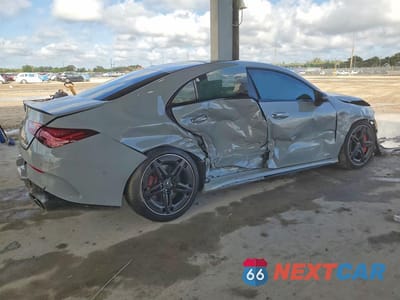 Trzecie zdjęcie samochodu z tyłu: 2026 MERCEDES-BENZ CLA AMG 45S 4MATIC VIN:W1K5J5EB6TN593337 - miniatura