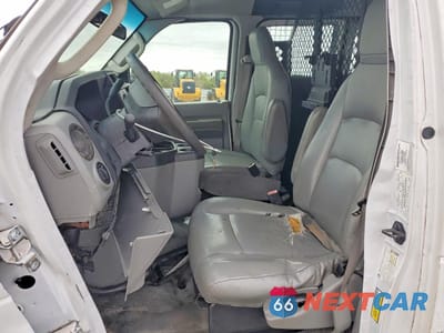 Zdjęcie 7 z 14 samochodu: 2014 FORD E150 UTILITY / SERVICE VAN VIN:1FTNE1EWXEDA59440 - miniatura