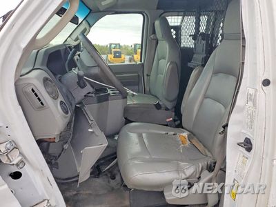 Zdjęcie 7 z 14 samochodu: 2014 FORD E150 UTILITY / SERVICE VAN VIN:1FTNE1EWXEDA59440 - miniatura