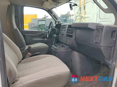 Zdjęcie 11 z 13 samochodu: 2018 CHEV EXPRESS VIN:1GB3GSCGXJ1285545 - miniatura