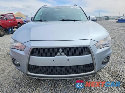 Piąte zdjęcie samochodu w środku: 2010 MITSUBISHI OUTLANDER XLS VIN:JA4JT4AX4AZ004784 - miniatura