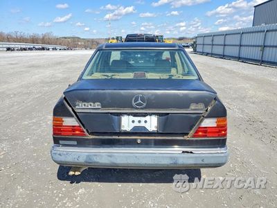 Zdjęcie 6 z 11 samochodu: 1993 MERCEDES-BENZ 300 E 2.8 VIN:WDBEA28E9PC009981 - miniatura