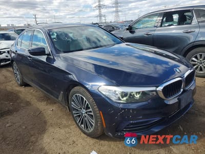 Czwarte zdjęcie samochodu z boku: 2019 BMW 530 XI VIN:WBAJA7C59KWW46944 - miniatura