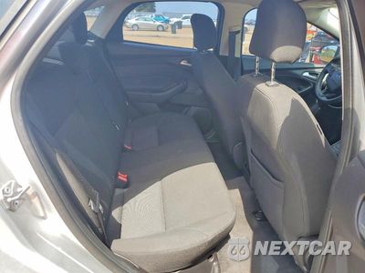 Zdjęcie 10 z 11 samochodu: 2015 FORD FOCUS SE VIN:1FADP3F27FL207442 - miniatura
