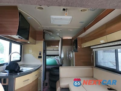 Zdjęcie 9 z 10 samochodu: 2015 MERCEDES-BENZ SPRINTER 3500 VIN:WDAPF4CC7F9611449 - miniatura