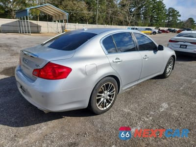 Trzecie zdjęcie samochodu z tyłu: 2011 INFINITI G37 SEDAN X VIN:JN1CV6AR3BM351160 - miniatura