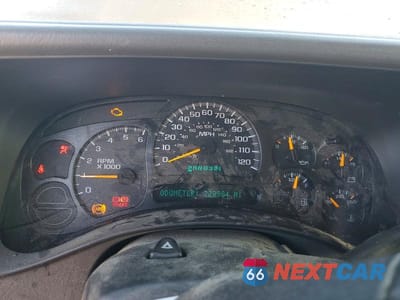 Zdjęcie 9 z 12 samochodu: 2005 GMC NEW SIERRA K1500 VIN:2GTEK13T751180651 - miniatura