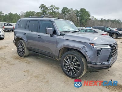 Czwarte zdjęcie samochodu z boku: 2025 LEXUS GX 550 LUXURY+ VIN:JTJVBCDX9S5037625 - miniatura