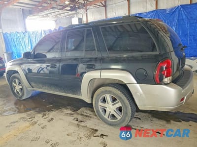 Drugie zdjęcie samochodu z przodu: 2007 CHEVROLET TRAILBLAZER LS VIN:1GNDT13S072256009 - miniatura