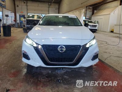 Piąte zdjęcie samochodu w środku: 2019 NISSAN ALTIMA 2.5 SR VIN:1N4BL4CV5KC152894 - miniatura