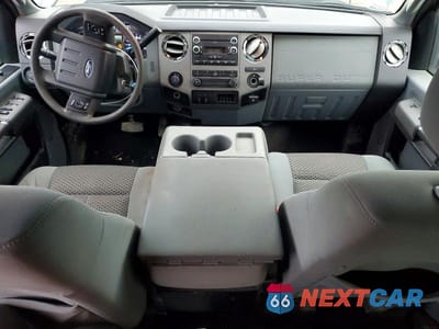 Zdjęcie 8 z 11 samochodu: 2011 FORD F350 SUPER DUTY VIN:1FT8W3BT6BEB99541 - miniatura