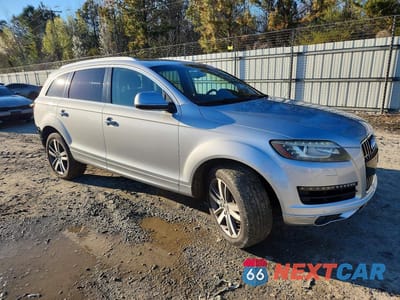 Czwarte zdjęcie samochodu z boku: 2014 AUDI Q7 PREMIUM PLUS VIN:WA1LGAFE5ED002967 - miniatura