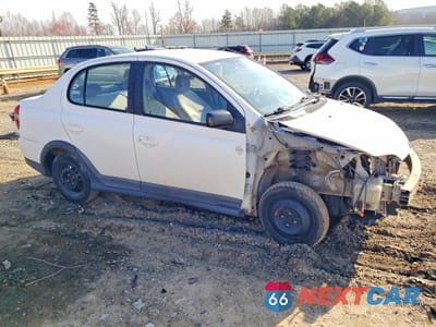Czwarte zdjęcie samochodu z boku: 2000 TOYOTA ECHO VIN:JTDBT1232Y0051833 - miniatura