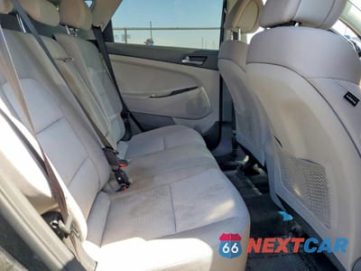 Zdjęcie 10 z 12 samochodu: 2016 HYUNDAI TUCSON VIN:KM8J33A24GU047706 - miniatura