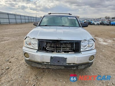 Piąte zdjęcie samochodu w środku: 2007 JEEP GRAND CHEROKEE LAREDO VIN:1J8GR48K17C505211 - miniatura